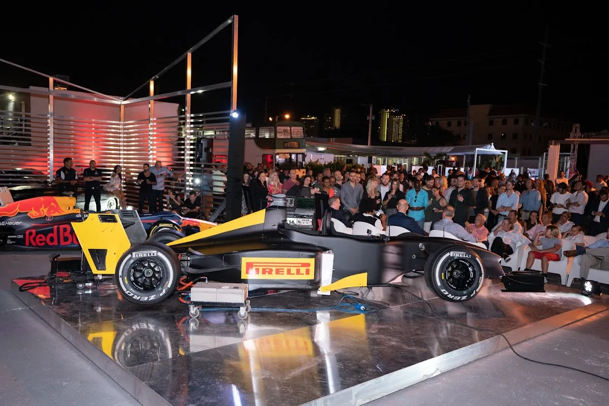 Supercar Rooms Miami