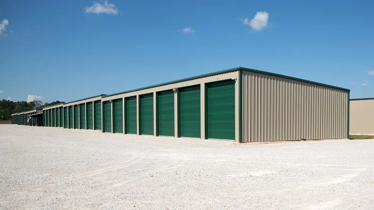 Outrig RV, Boat & Car Storage and Commercial Garages - Memphis